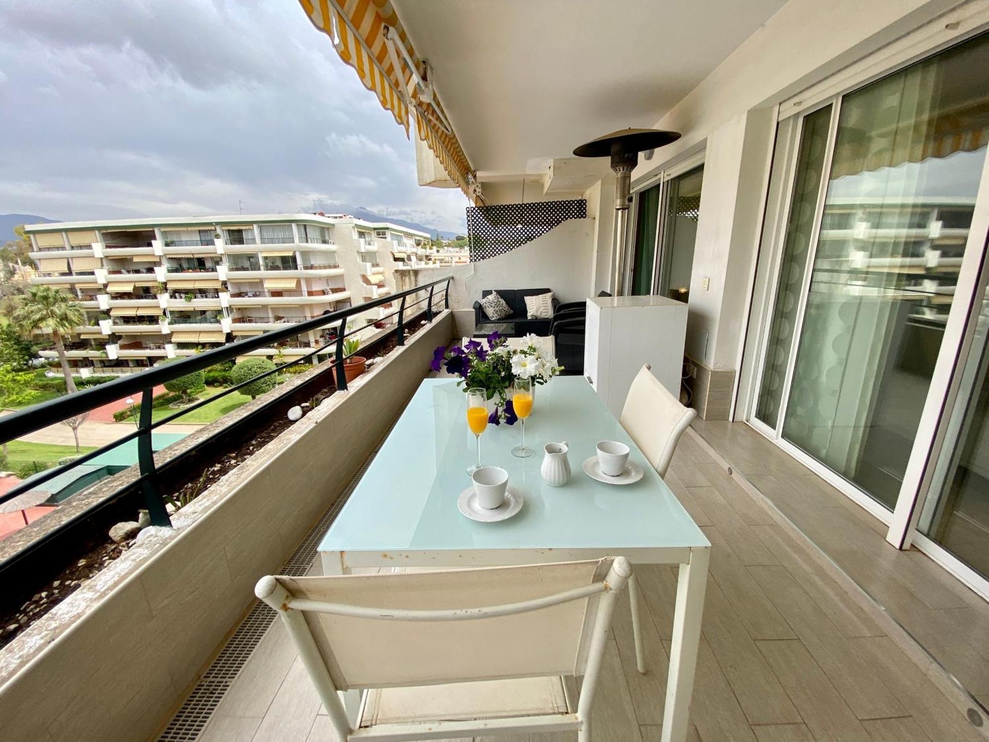 Apartamento Con Vistas Y Terraza En Guadalmina Mad Marbella Kültér fotó
